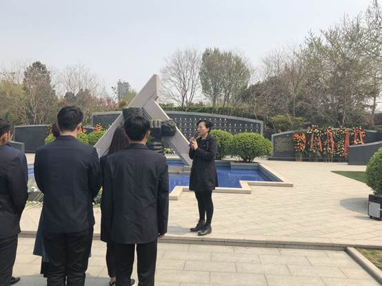 说明: C:\Users\W\Desktop\QQ图片20190404113144.jpg